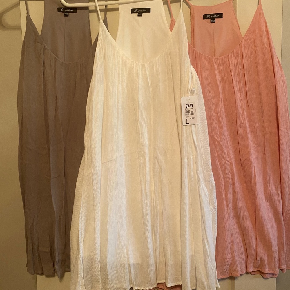 Mini sundresses with pockets